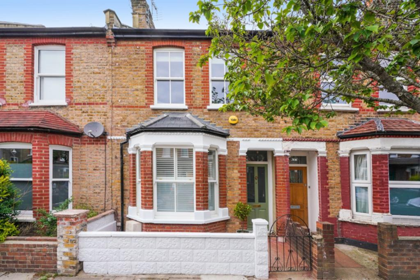 Salisbury Road — open-plan kitchen and dining extension with skylights